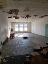 4 N Washington St, Worthington, IN for sale Interior Photo- Image 2 of 2