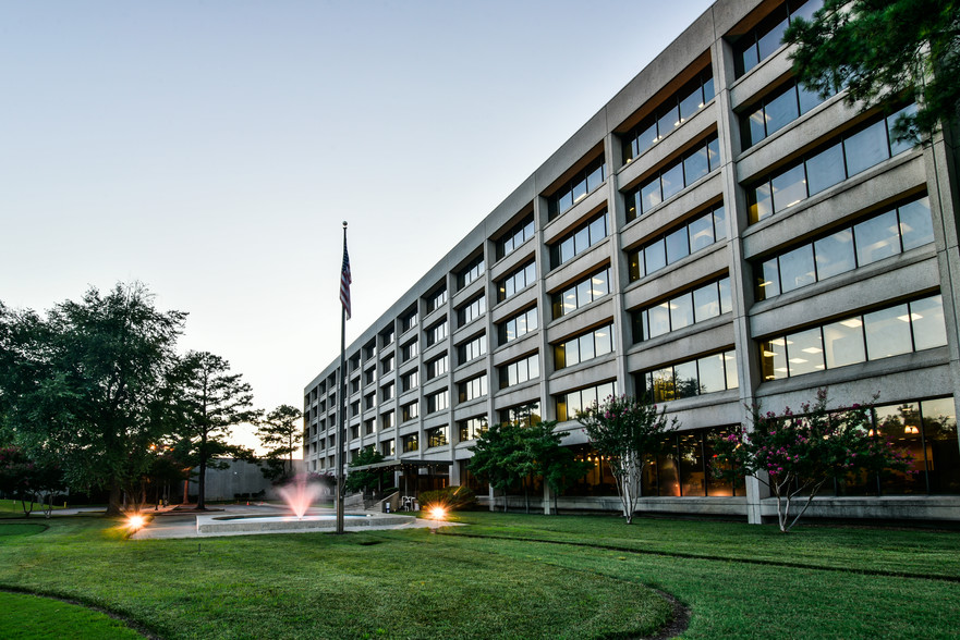 3030 Jackson Ave, Memphis, TN for sale - Primary Photo - Image 1 of 1