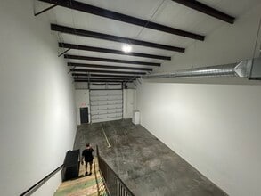 25606 Old Kc Rd, Paola, KS for lease Interior Photo- Image 2 of 2