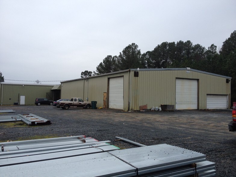 152 American Dr, Oakboro, NC for sale - Building Photo - Image 1 of 1