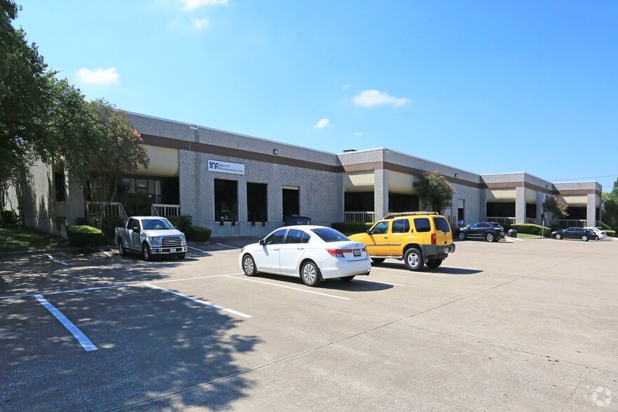 10460-10490 Markison Rd, Dallas, TX for lease - Primary Photo - Image 3 of 12