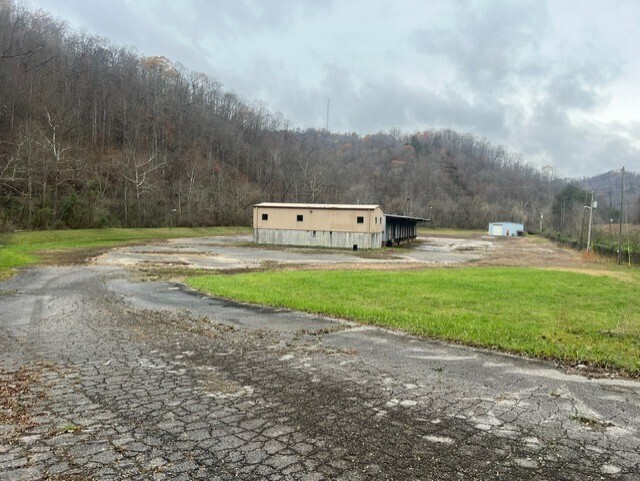 7260 Ky Route 114, Prestonsburg, KY for sale - Building Photo - Image 2 of 23