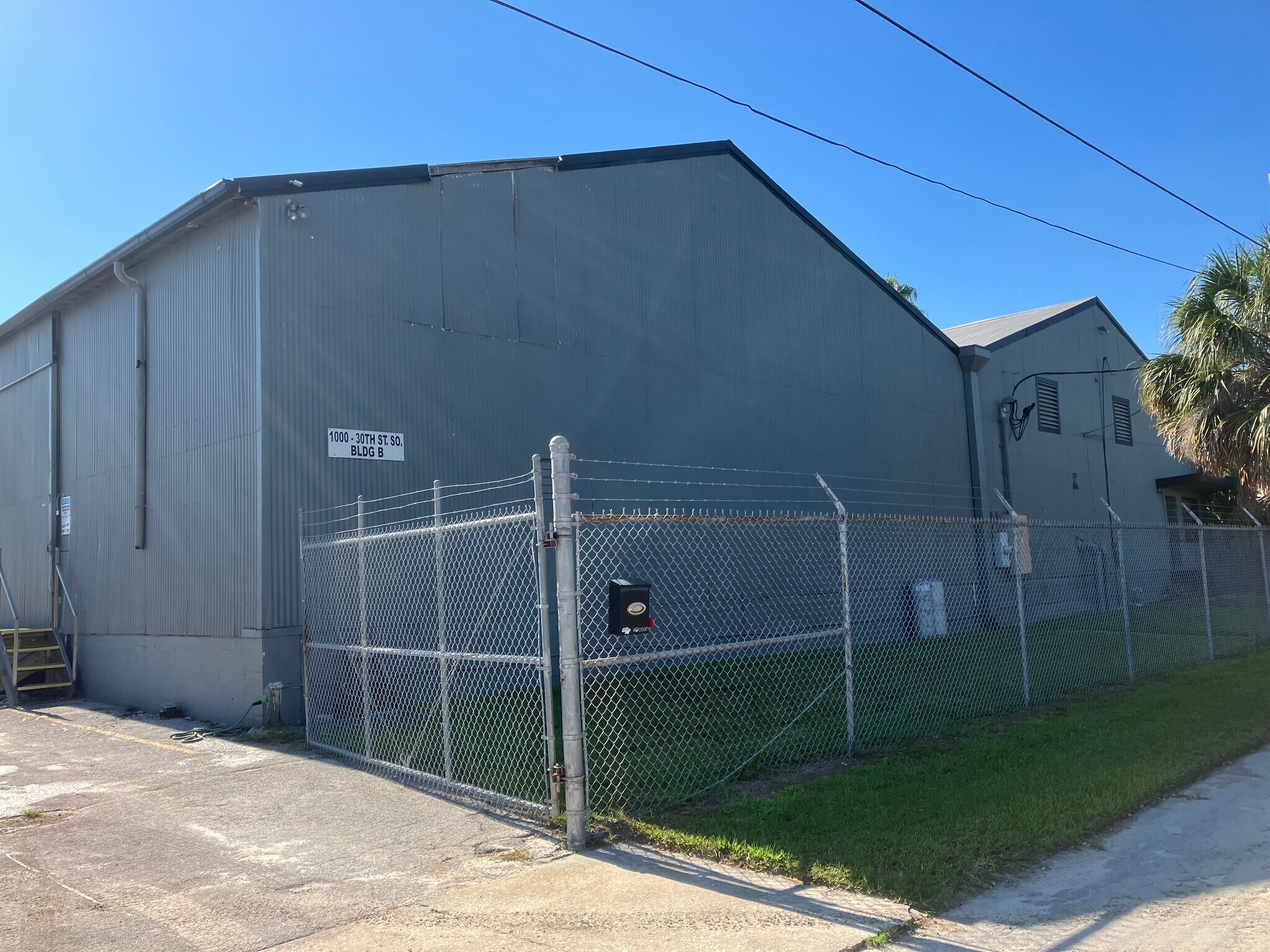 1000 S 30th St, Saint Petersburg, FL for sale Primary Photo- Image 1 of 1