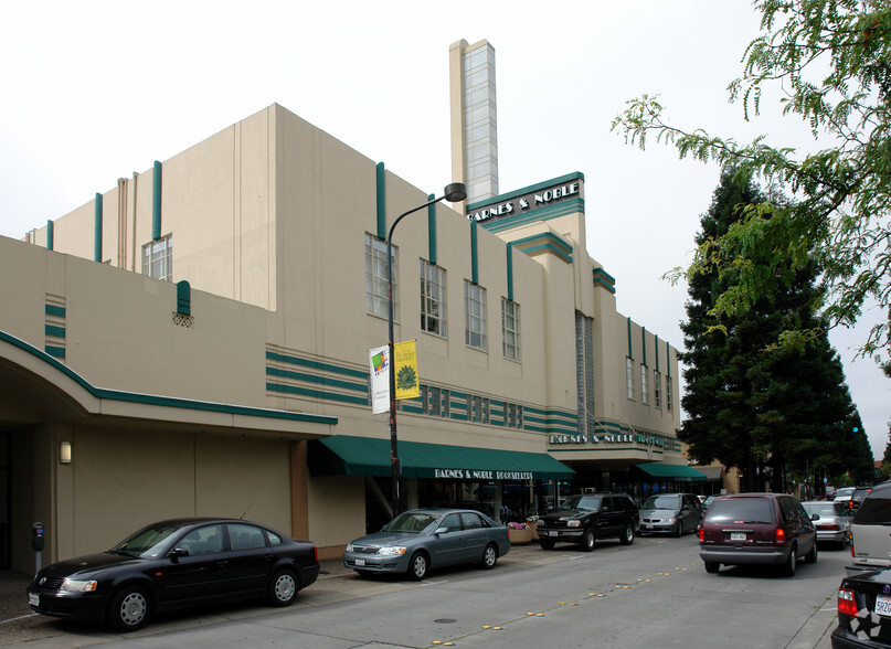 250 D St, Santa Rosa, CA for lease - Building Photo - Image 3 of 8