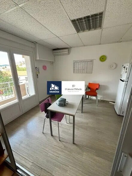 Office in Hyères for sale - Building Photo - Image 2 of 5