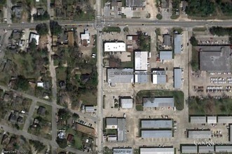 302 N Houston Ave, Humble, TX - aerial  map view