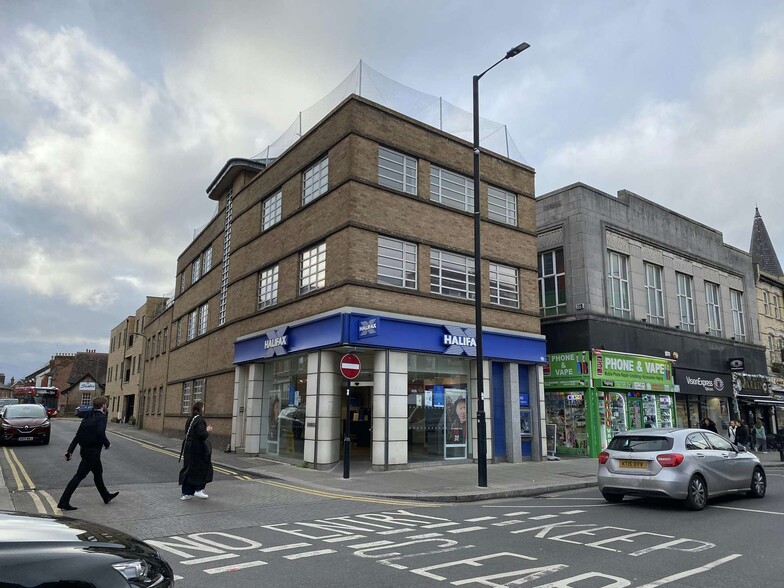 99-99A High St, Barnet for lease - Building Photo - Image 2 of 2