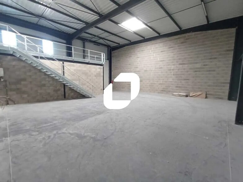 45 Rue Ampère, Chassieu for lease - Building Photo - Image 3 of 12