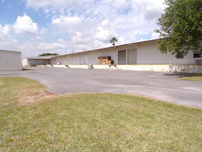 2300 Hwy 60 W, Mulberry, FL for lease Building Photo- Image 1 of 10