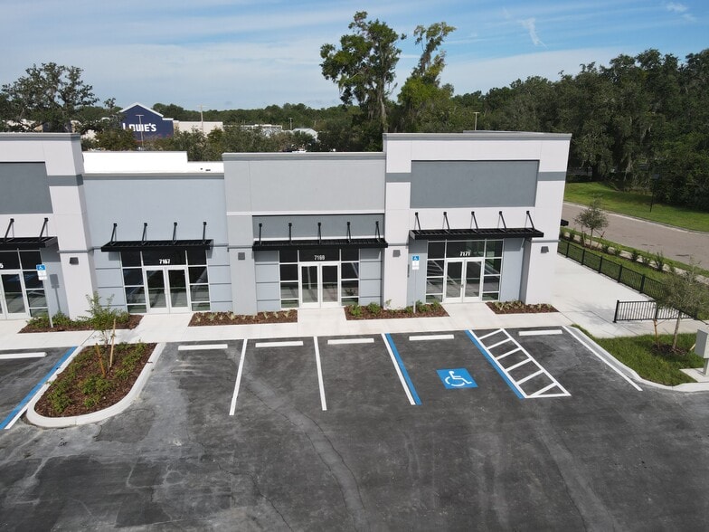 7159-7171 Broad St, Brooksville, FL for lease - Building Photo - Image 3 of 8
