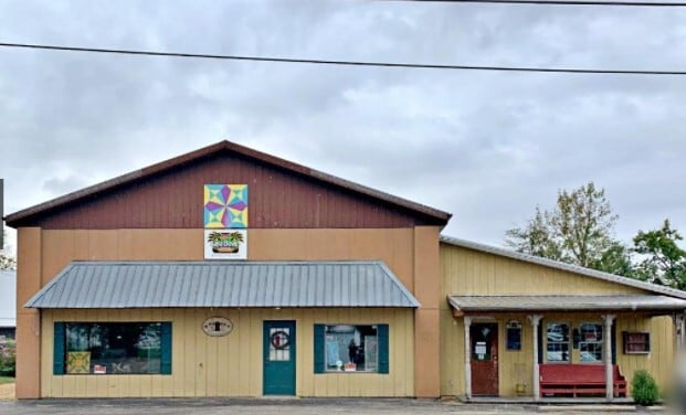 104 N West St, Odon, IN for sale - Primary Photo - Image 1 of 1