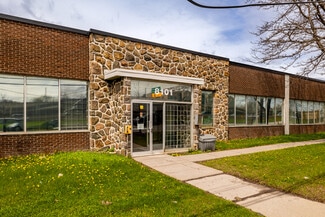 More details for 8101 Boul Métropolitain E, Montréal, QC - Industrial for Sale