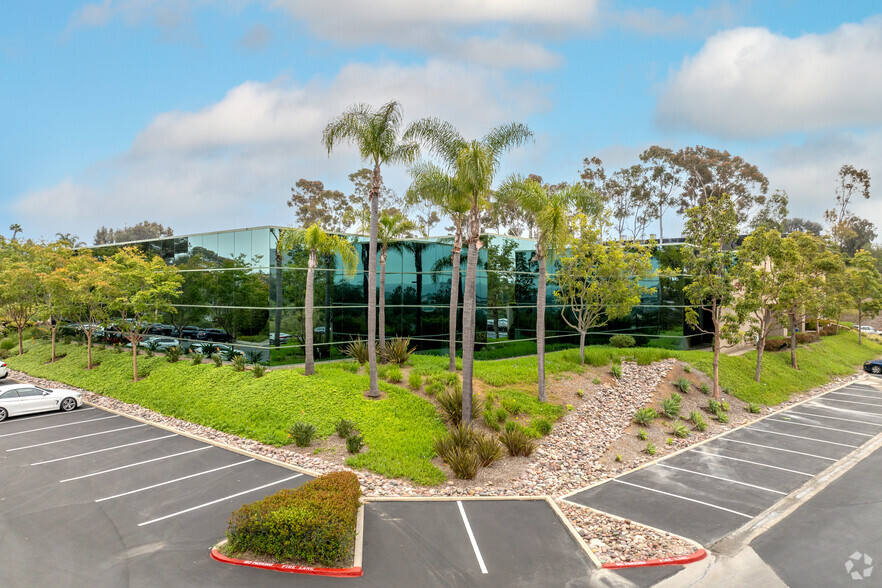 15378 Avenue of Science, San Diego, CA for lease - Building Photo - Image 2 of 7