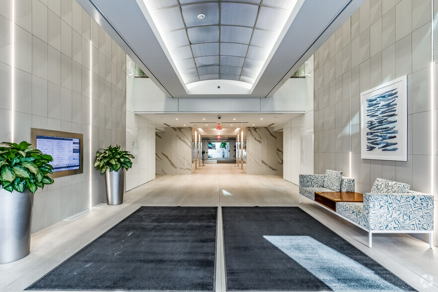 8280 Willow Oaks Corporate Dr, Fairfax, VA for lease - Lobby - Image 1 of 12