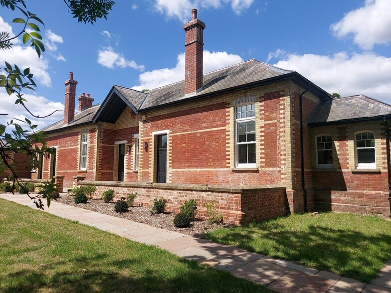 Vauxhall Ln, Tunbridge Wells for lease - Building Photo - Image 1 of 12