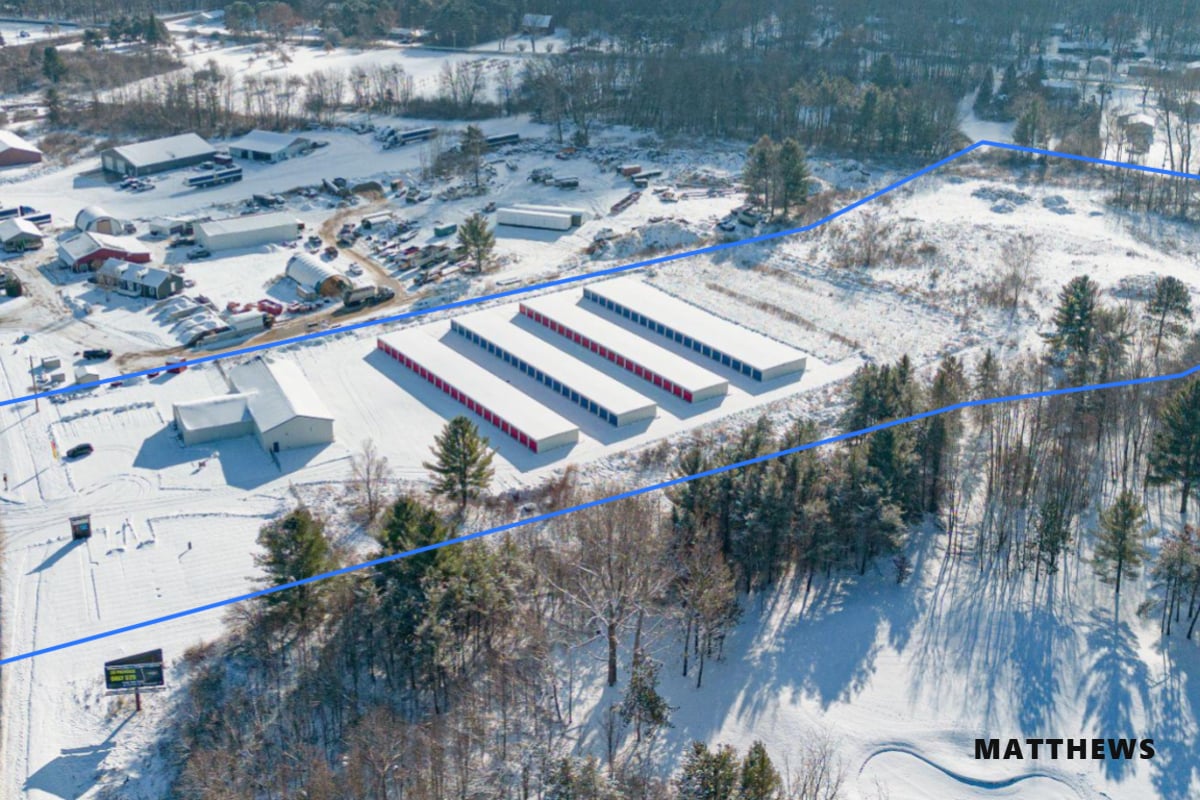 7685 W Houghton Lake Dr, Houghton Lake, MI for sale Primary Photo- Image 1 of 4