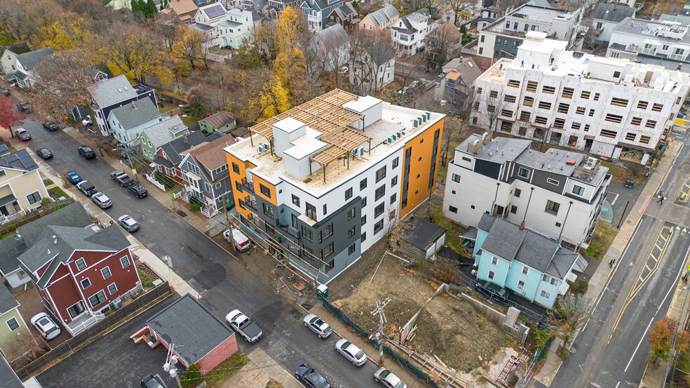 13 Warwick St, Somerville, MA for sale - Building Photo - Image 2 of 21