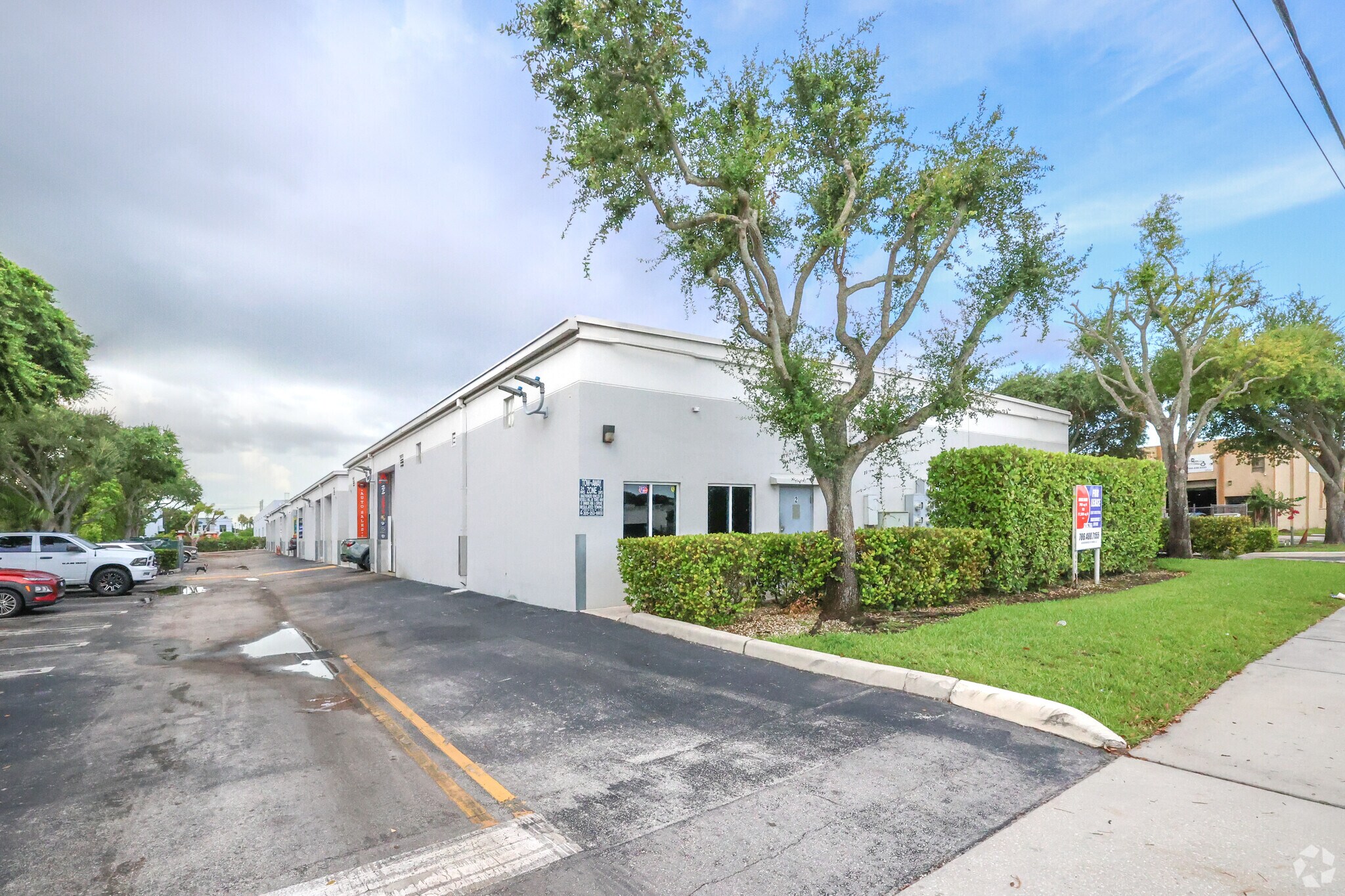 12400 SW 128th St, Miami, FL for sale Primary Photo- Image 1 of 1