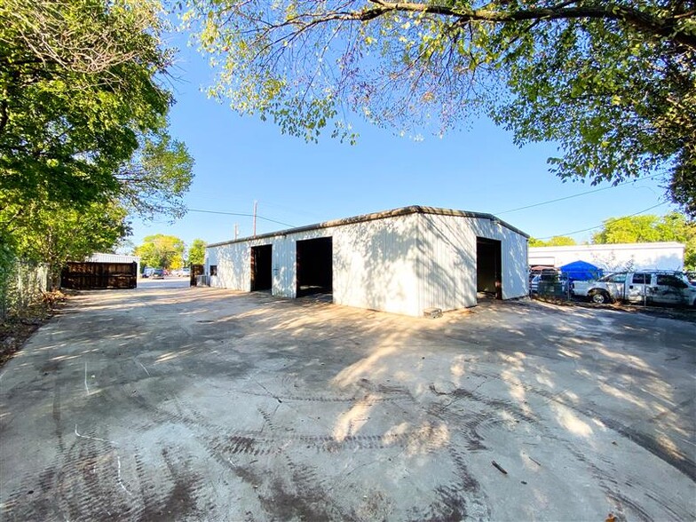 116 Austin St, Garland, TX for sale - Building Photo - Image 3 of 3