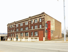 702 S Michigan - Warehouse