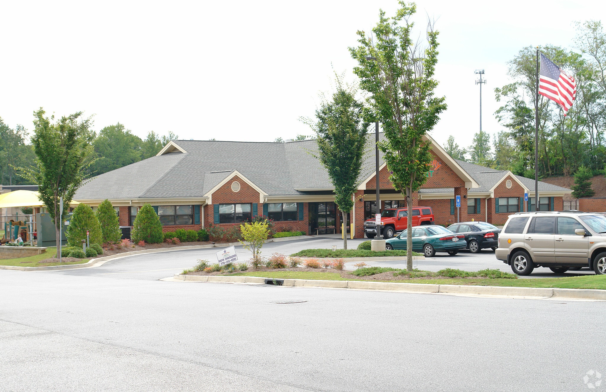 2874 E Cherokee Dr, Canton, GA for sale Primary Photo- Image 1 of 1