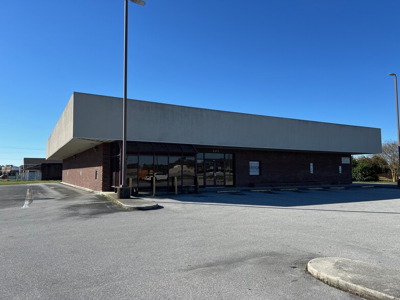 201 Wilmington Hwy, Jacksonville, NC for sale - Building Photo - Image 1 of 7