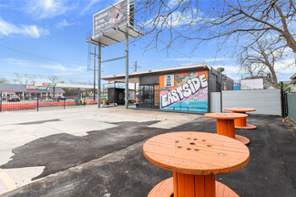 More details for 829 N New Braunfels Ave, San Antonio, TX - Retail for Sale