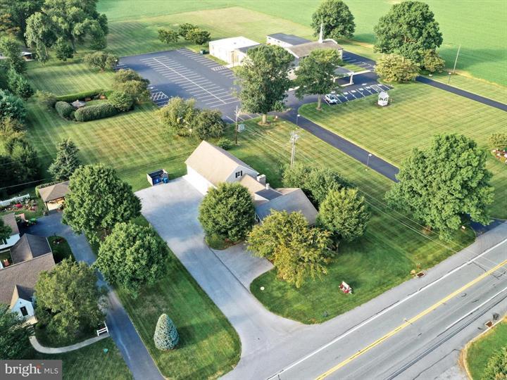 1175 E Main St, Mount Joy, PA 17552