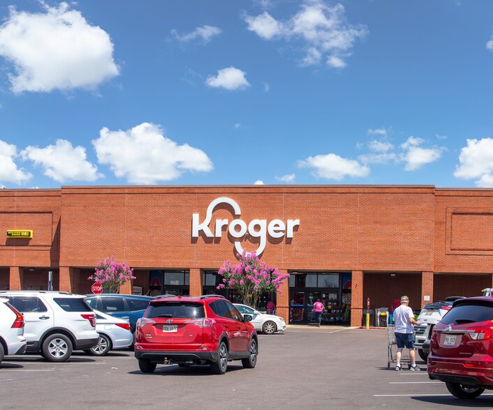 930 Barnes Crossing Rd, Tupelo, MS for lease - Building Photo - Image 2 of 4