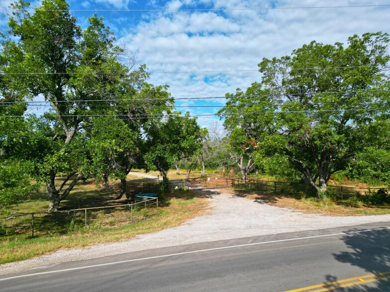 4600 Rendon Rd, Fort Worth, TX for sale - Building Photo - Image 2 of 29