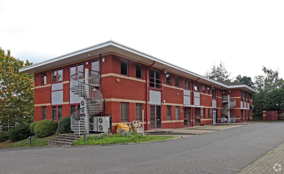 Boundary Rd, High Wycombe for lease - Primary Photo - Image 1 of 4