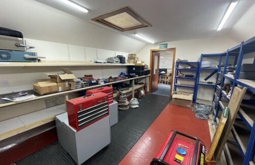 Bridge Rd, Kintore for sale - Interior Photo - Image 2 of 3