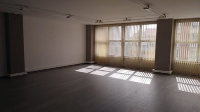 Office in Granollers, Barcelona for lease Interior Photo- Image 2 of 10
