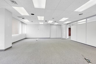 700 Dorval Dr, Oakville, ON for lease Interior Photo- Image 2 of 17