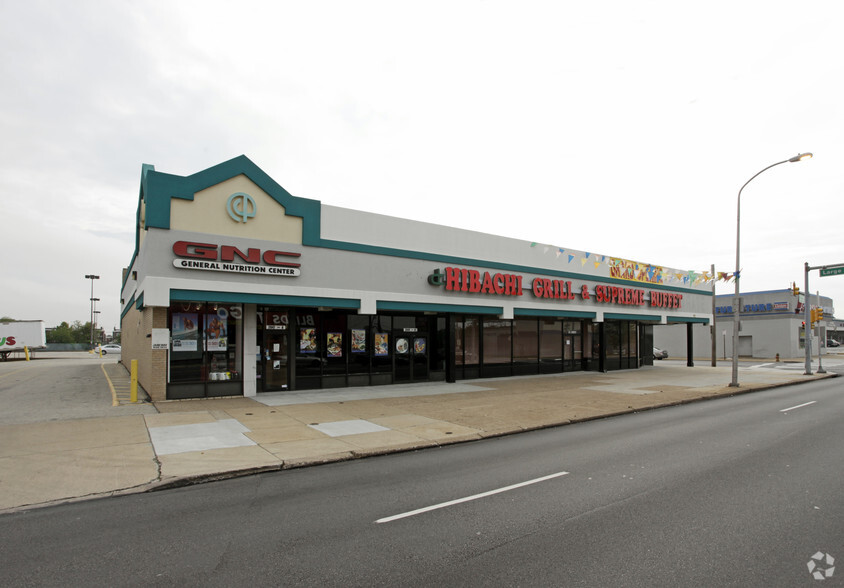 2001-2053 Cottman Ave, Philadelphia, PA for sale - Building Photo - Image 1 of 1