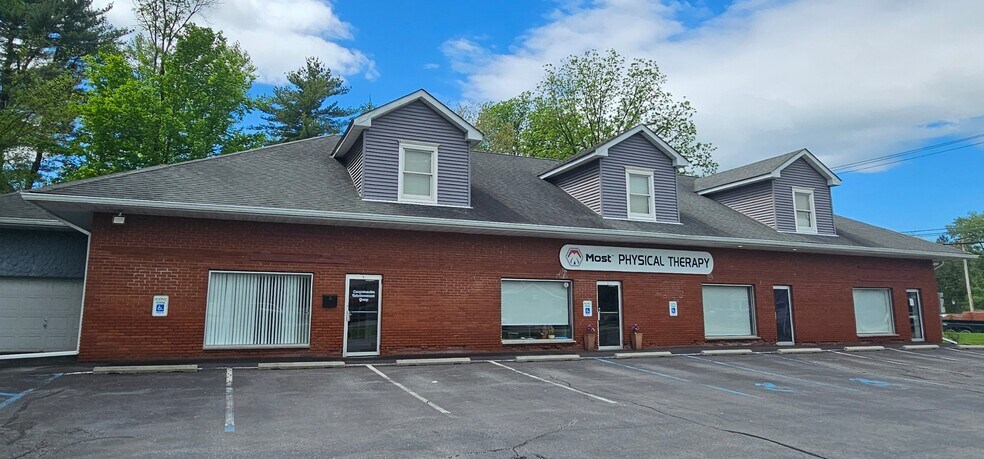 135 Clove Branch Rd, Hopewell Junction, NY for sale - Primary Photo - Image 1 of 1