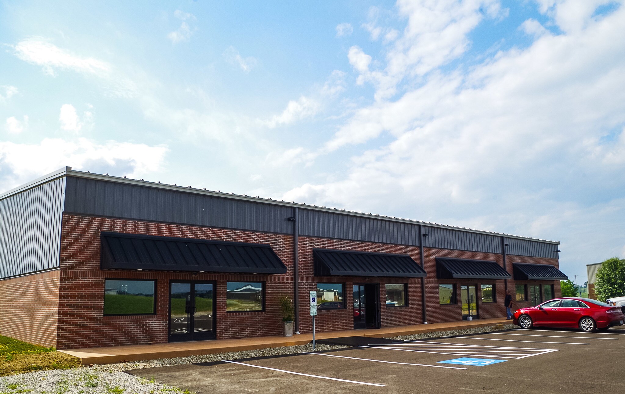 540 Belden Pky NE, Sugarcreek, OH for sale Building Photo- Image 1 of 1