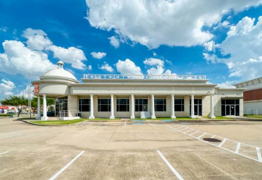 8201 W Sam Houston Pky S, Houston, TX for lease - Building Photo - Image 3 of 6