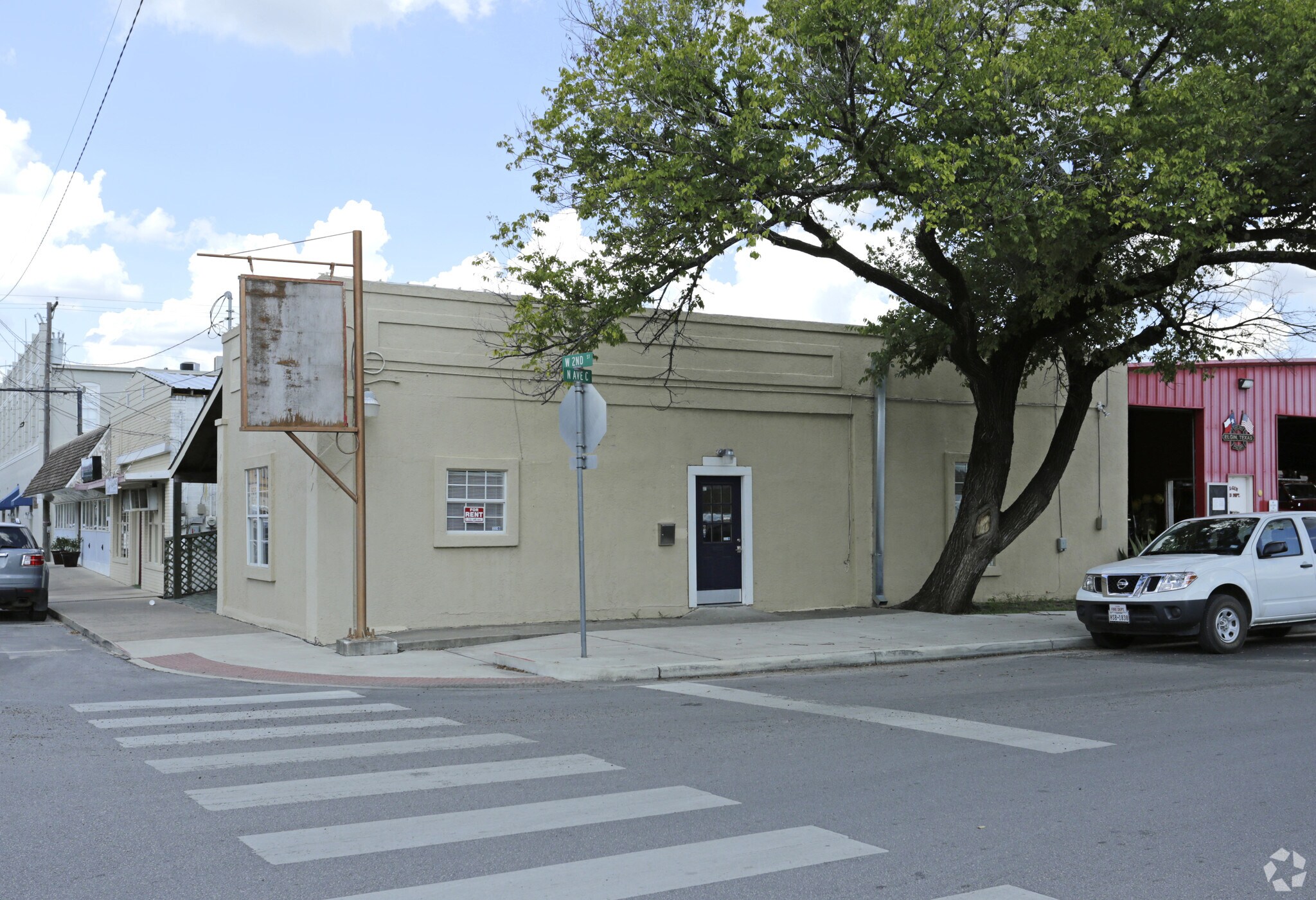 119 W 2nd St, Elgin, TX for sale Primary Photo- Image 1 of 1