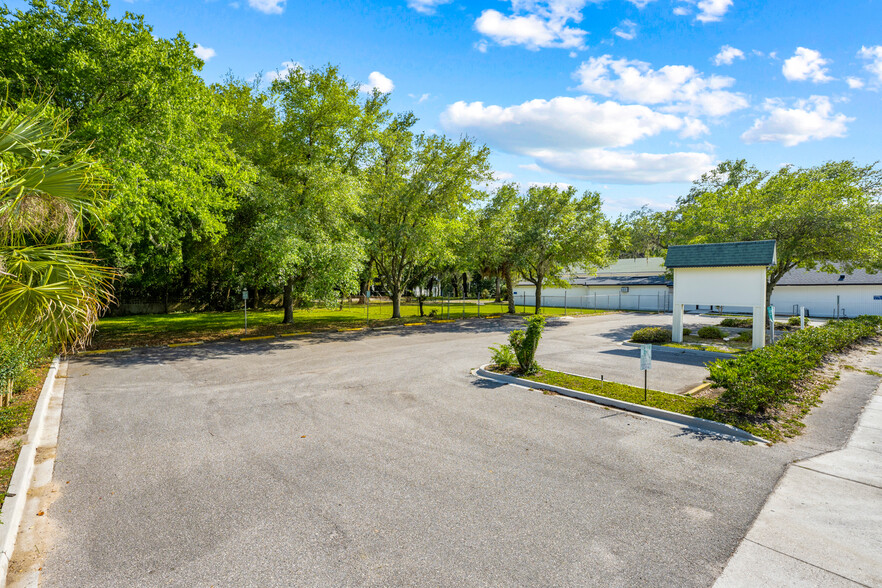 4004 Atlantic Blvd, Jacksonville, FL for sale - Building Photo - Image 3 of 21