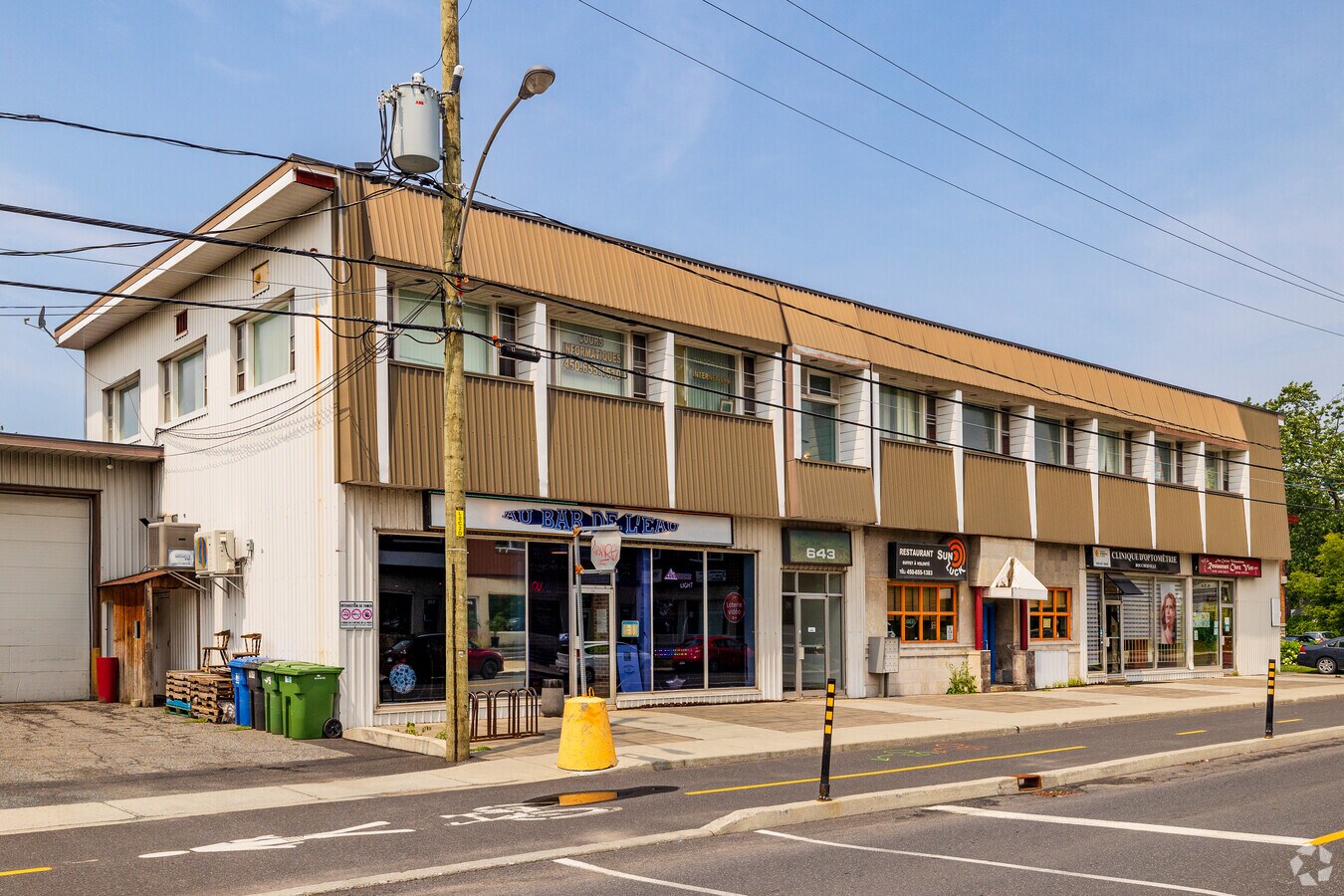 643 Boul MarieVictorin, Boucherville, QC J4B 1X7 Office for Lease