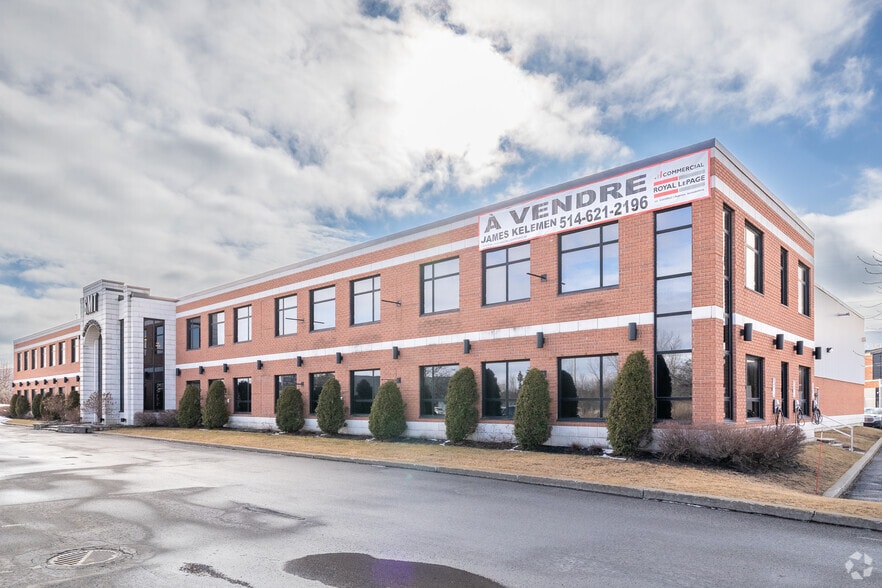 2222 Boul Dagenais O, Laval, QC for sale - Building Photo - Image 1 of 32