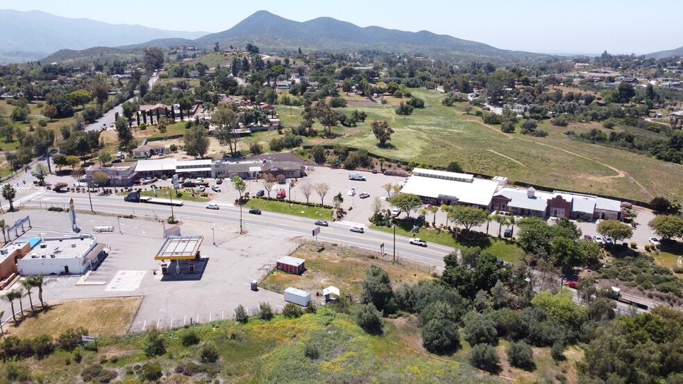 13889 Campo Rd, Jamul, CA for lease - Building Photo - Image 2 of 14