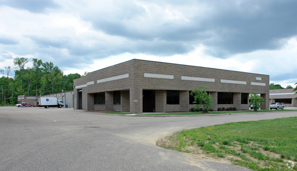 1484 Medina Rd, Medina, OH for sale - Building Photo - Image 1 of 1