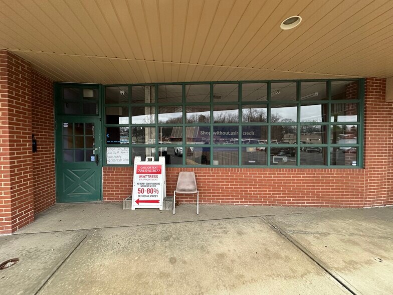 500 Garden City Dr, Monroeville, PA for lease - Building Photo - Image 3 of 4