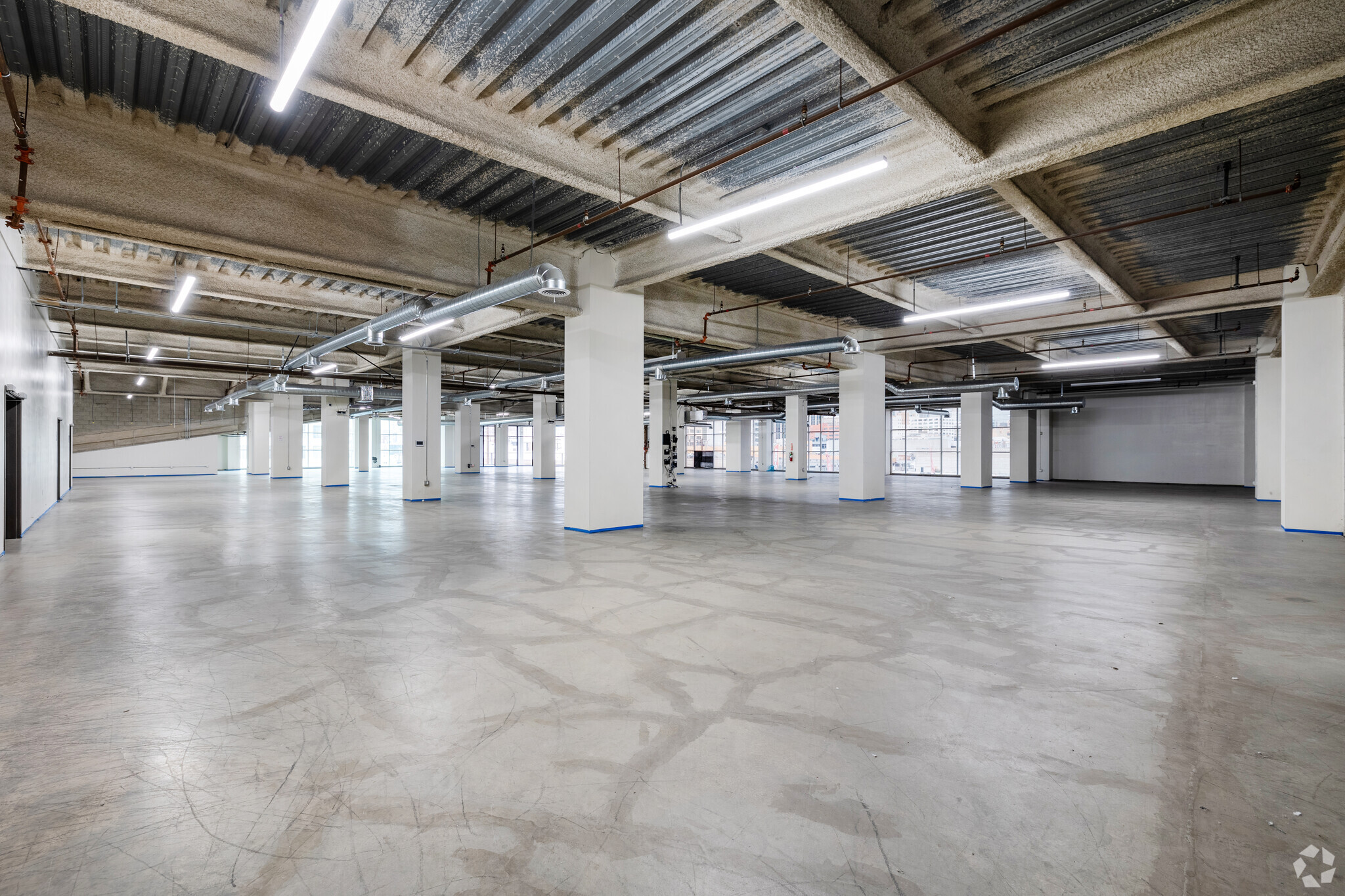 1200 S Wall St, Los Angeles, CA for lease Interior Photo- Image 1 of 8