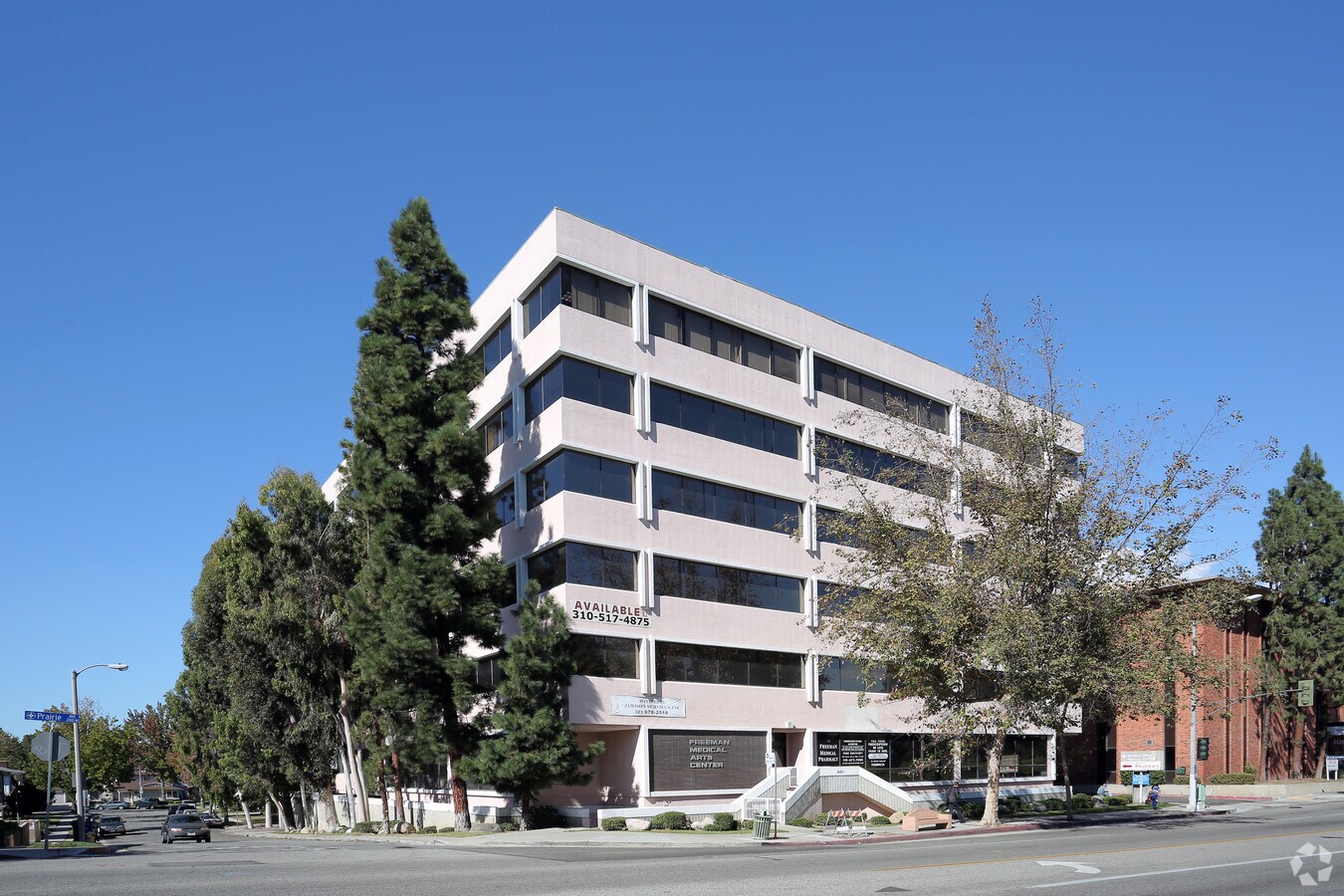 301 N Prairie Ave, Inglewood, CA 90301 Freeman Professional Building