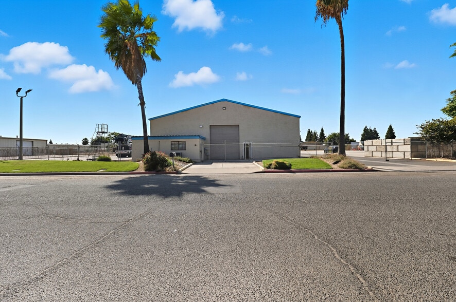 240 Airpark Rd, Atwater, CA for lease - Building Photo - Image 2 of 58