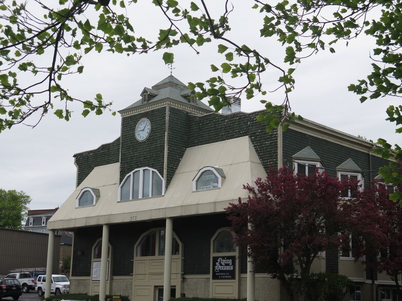 277 Main St, Marlborough, MA 01752