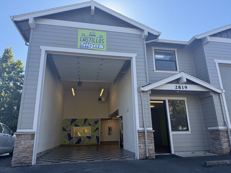 2819-2827 SE 75th Ave, Hillsboro, OR for lease - Building Photo - Image 3 of 17